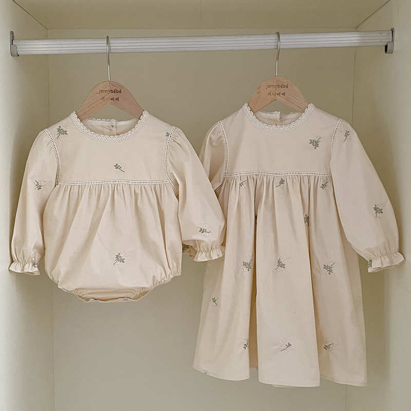 小さな女の子のための家族のマッチングドレス,姉妹の衣装,姉妹 - Baby Clothing Crochet のレビューと価格